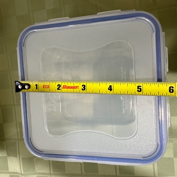 4 Lock n Lock containers - Picture 6 of 6